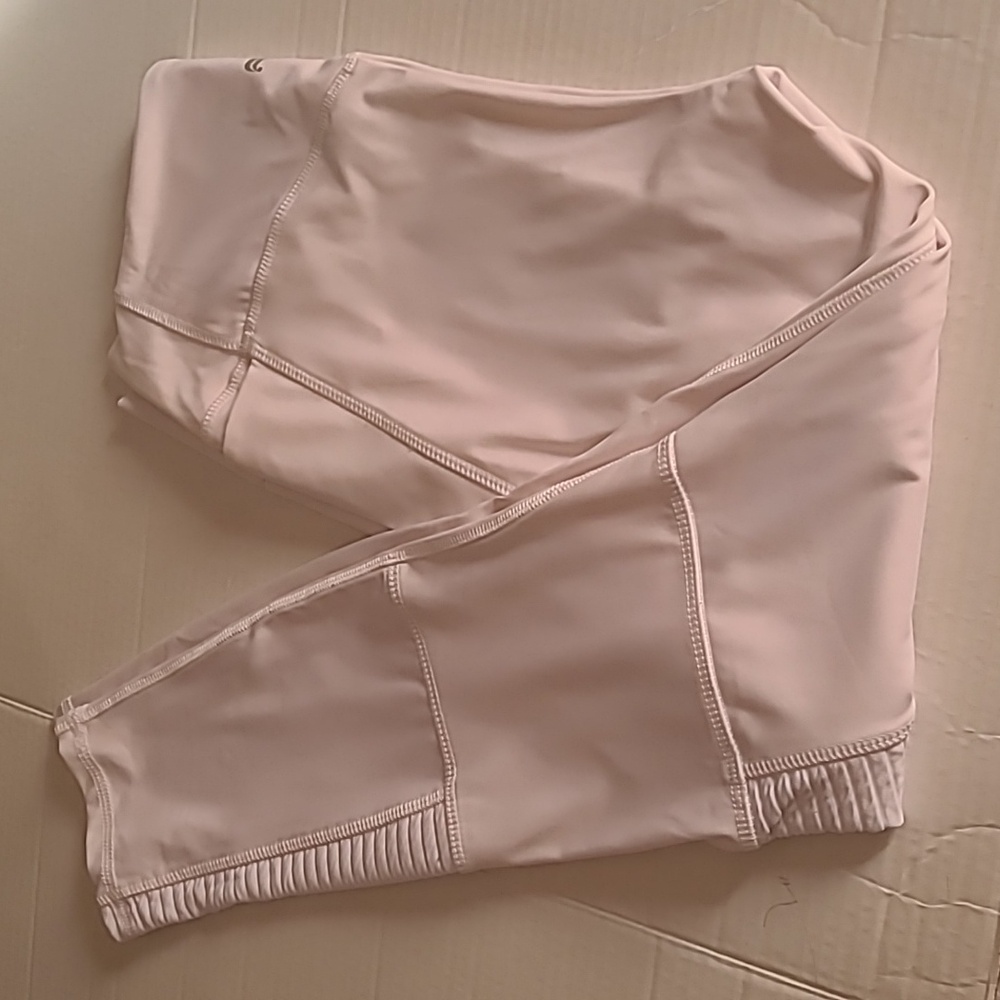 Flabletics women's white leggings with pocket
